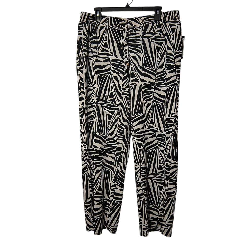 Soho Apparel 1X Pull On Women's Black White Zebra Artsy Print Pants NWT